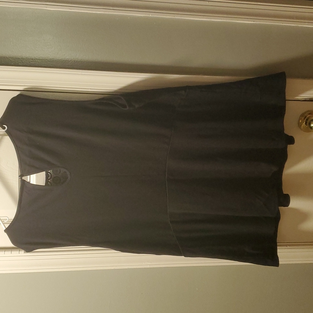 Torrid pepulem tank top in good condition size 26 - Picture 4 of 5
